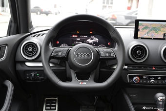 2017款奥迪S3改款2.0T自动 Limousine