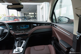  2018款君马S70 1.5T自动豪华型5座