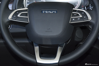 2018款君马S70 1.5T手动标准型