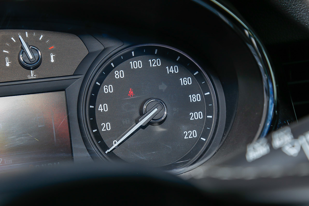 2016款昂科拉1.4T自动四驱全能旗舰型18T