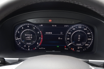 2017款途昂2.0T自动两驱旗舰版330TSI