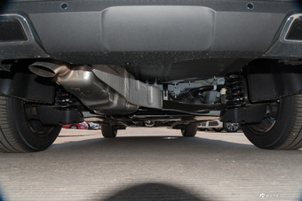 2017款标致5008 1.8T自动380THP精英版5座