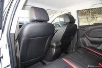 2016款东南DX3 1.5L手动豪华型