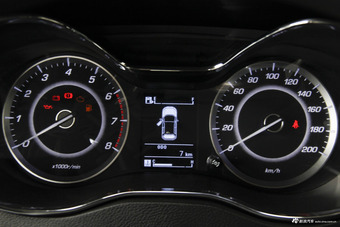 2016款 宝骏560 1.5T手动精英型