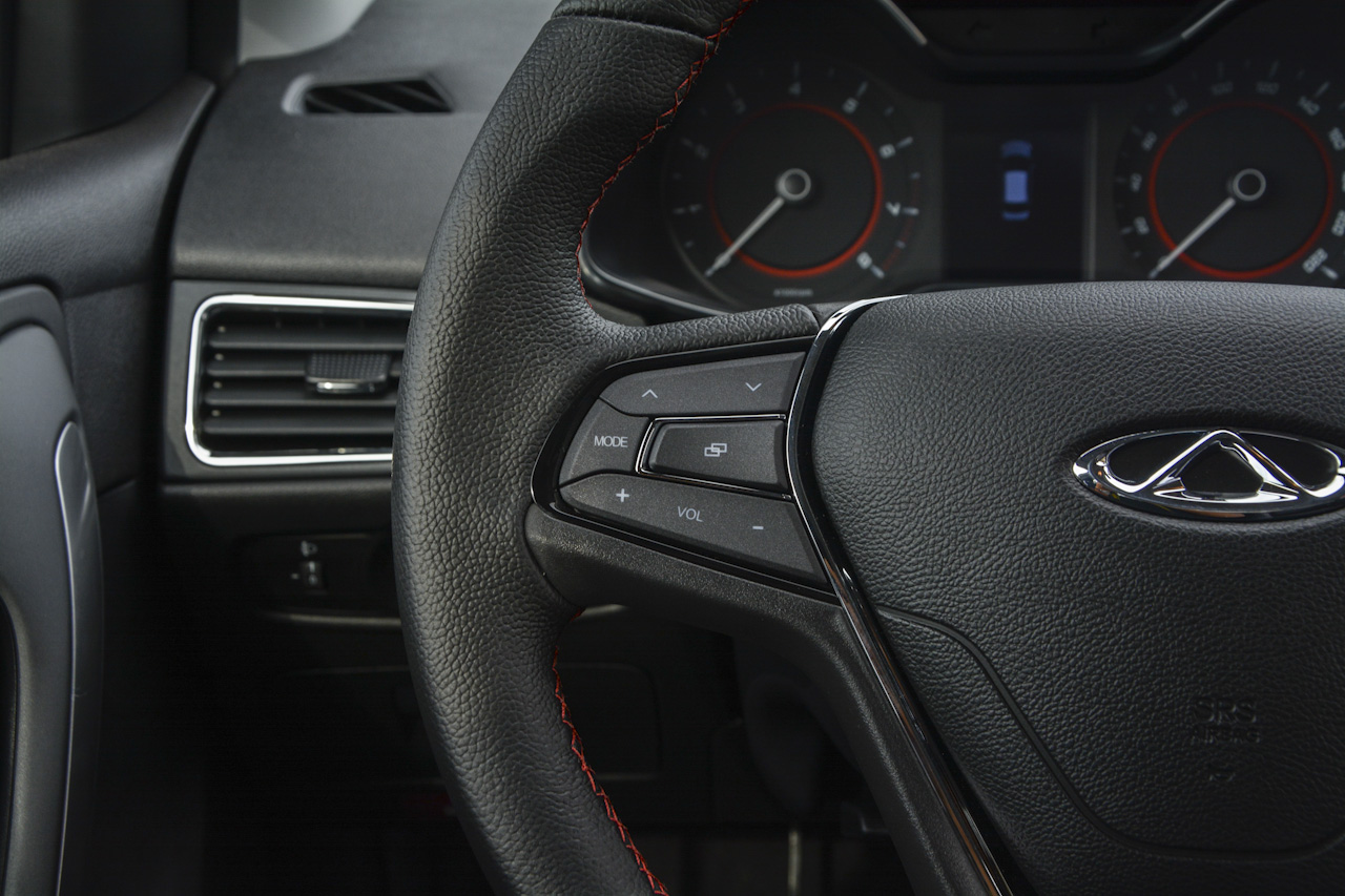 2017款艾瑞泽5 1.5L手动领潮版