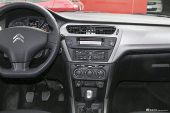 2018款全新爱丽舍1.6L手动舒适型