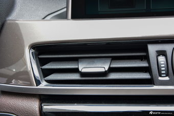 2018款宝马X1 2.0T自动xDrive20Li豪华型