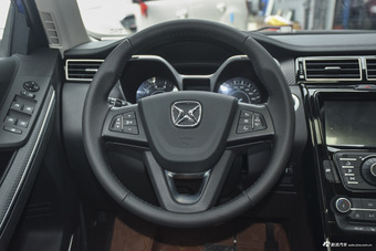 2016款驭胜S330 1.5T自动两驱时尚版