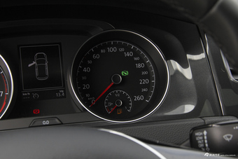 2018款高尔夫1.4T自动豪华型230TSI