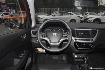 2016款悦纳1.6L自动精英版TOP