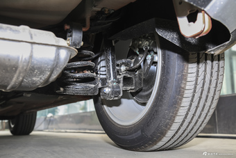 2016款中华V5 1.5T自动两驱智能型