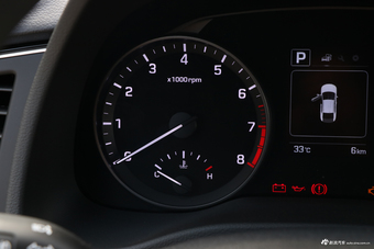 2018款领动 1.6L自动15周年特别版