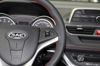 2017款瑞风S3 1.6L自动CVT豪华型