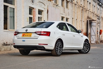 2018款速派1.8T自动TSI330 DSG豪华版