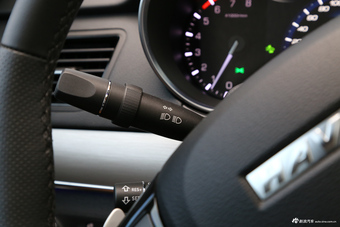 2017款哈弗H8 2.0T自动汽油四驱尊享型