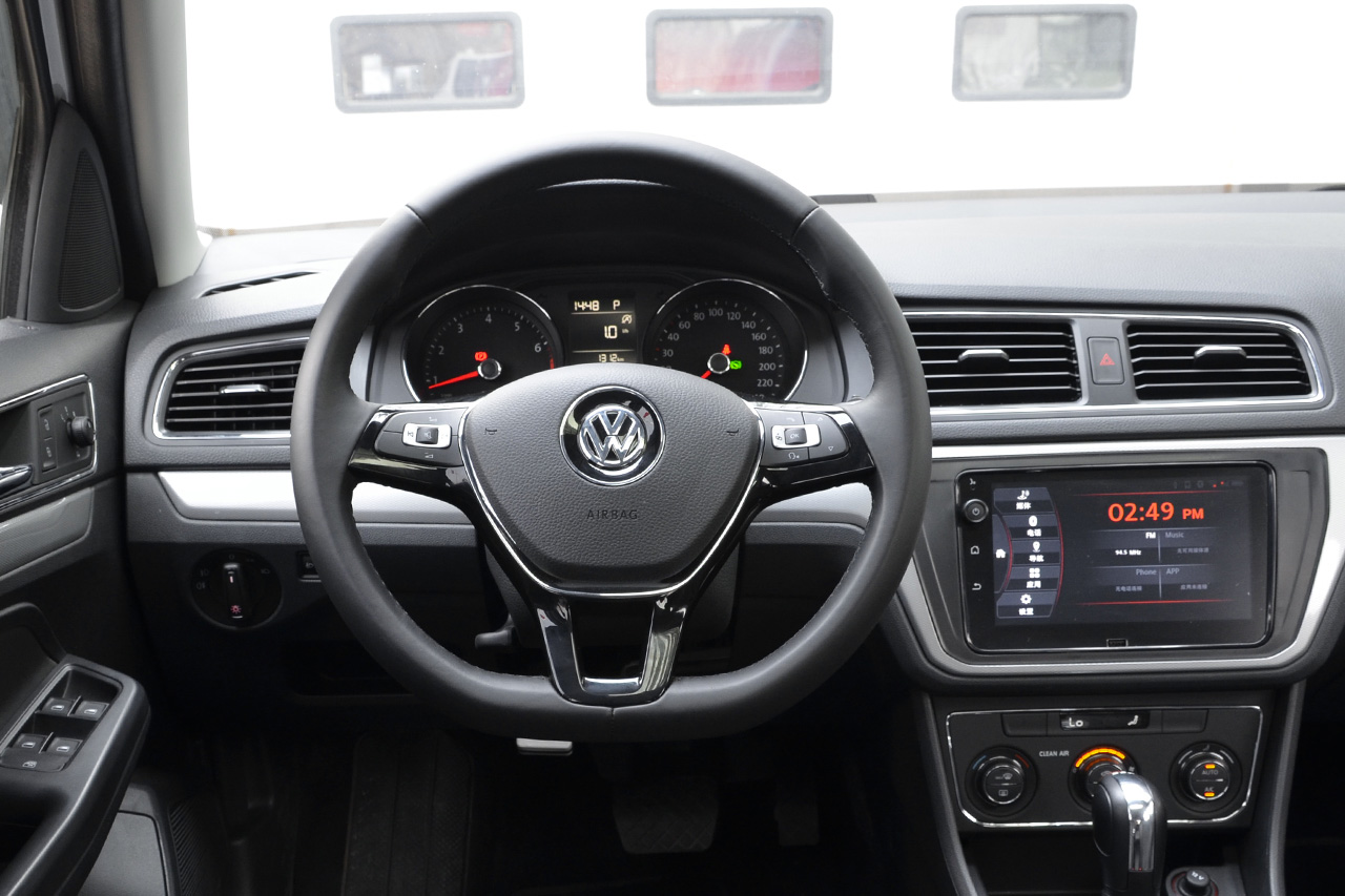 2017款朗行1.2T自动舒适版180TSI DSG