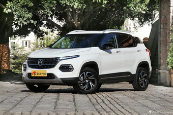 2017款宝骏510 1.5L手动舒适型图片