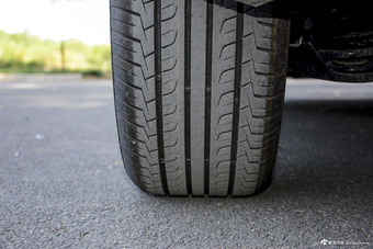 2017款艾瑞泽5 SPORT 1.5T自动尊贵版