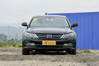 2016款众泰Z700 1.8T自动DCT尊贵型