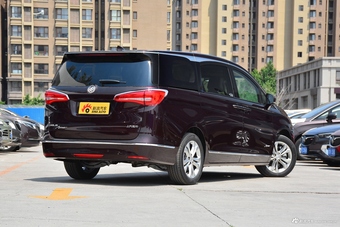 2017款GL8 2.0T自动 Avenir