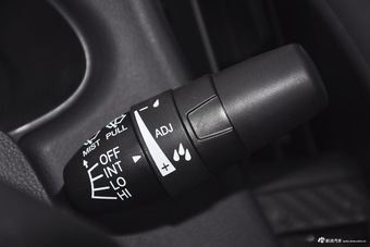 2016款锐3 1.6L自动智享型