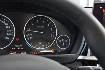 2019款宝马3系2.0T自动时尚型320Li xDrive