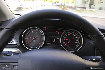 2018款东风标致408改款1.6T自动豪华版350THP