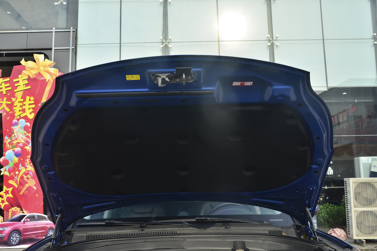 2017款众泰SR9 2.0T自动极致之梦版