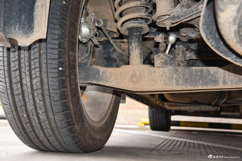 2013款酷威2.4L自动尊尚版