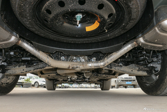 2018款大指挥官2.0T自动四驱臻享版