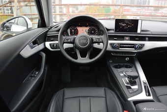 2019款奥迪A4L 2.0T自动40 TFSI时尚型 国V