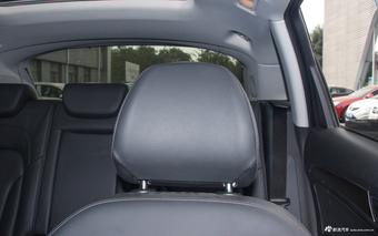 2017款奥迪Q5 2.0T自动40TFSI舒适型 