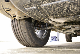 2016款 宝骏560 1.8L手动豪华型