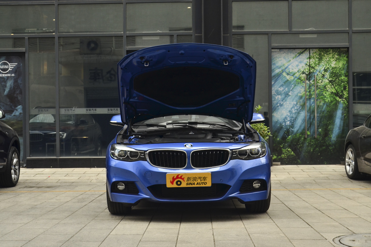 2017款宝马3系GT 2.0L自动320i M运动型 
