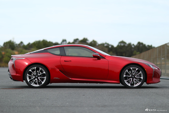 2016款雷克萨斯LC基本型