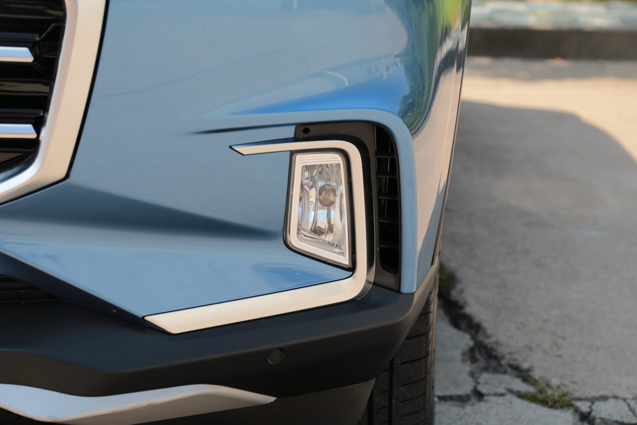 2017上汽大通D90 2.0TGI自动四驱高配版