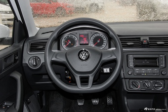 2016款桑塔纳1.6L手动风尚版