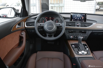 2018款奥迪A6L 30周年年型 45 TFSI quattro 豪华型