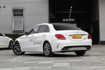 2016款奔驰C级2.0T自动C 200 L运动型