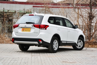 2018款欧蓝德2.0L自动两驱风尚版5座