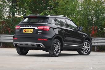 2017款哈弗H6 Coupe 2.0T手动两驱都市型红标