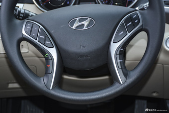 2016款朗动 1.6L自动尊贵型