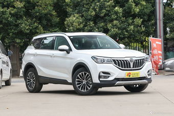 2018款中华V6 1.5T手动尊贵型