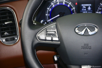 2015款 英菲尼迪QX50 2.5L 自动尊享版