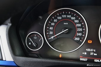 2017款宝马3系GT 2.0L自动330i xDrive M运动型