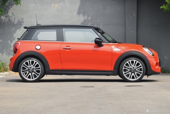 2018款MINI 2.0T COOPER S艺术家