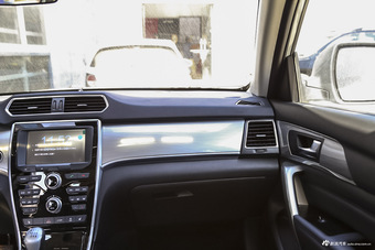 2017款哈弗H2 1.5T手动两驱舒适型红标