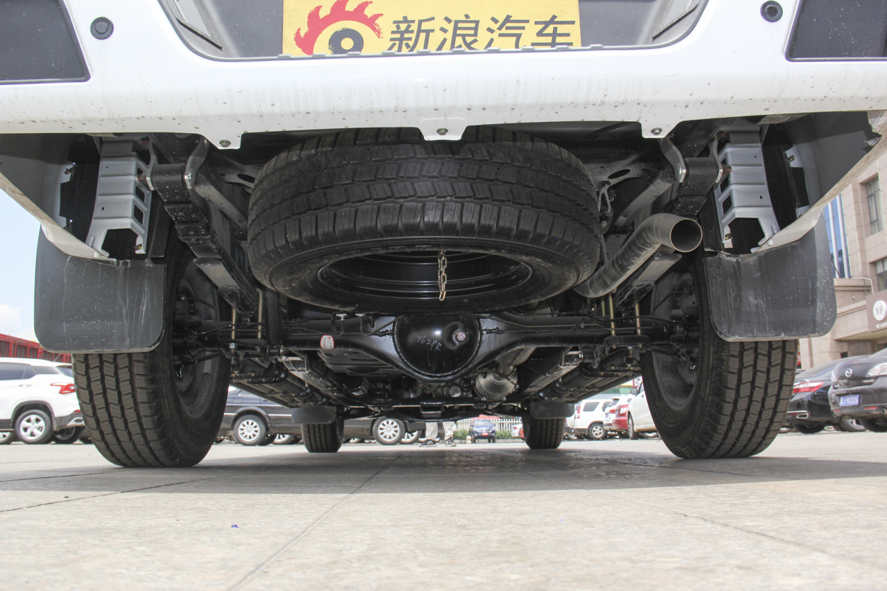 2018款庆铃TAGA 3.0T手动四驱超豪华版