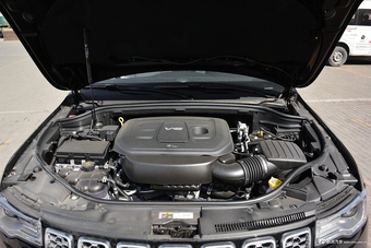 2017款大切诺基3.6L自动旗舰尊耀版图片