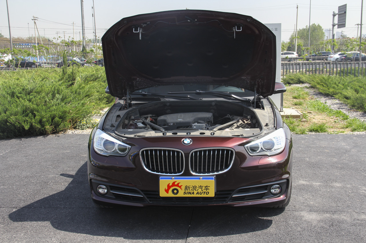 2015款宝马5系GT 2.0T自动528i领先型图片